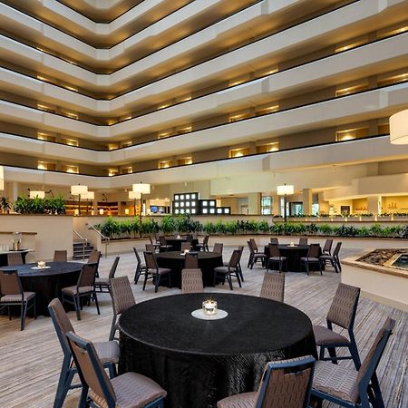 Sheraton West Des Moines Exterior photo